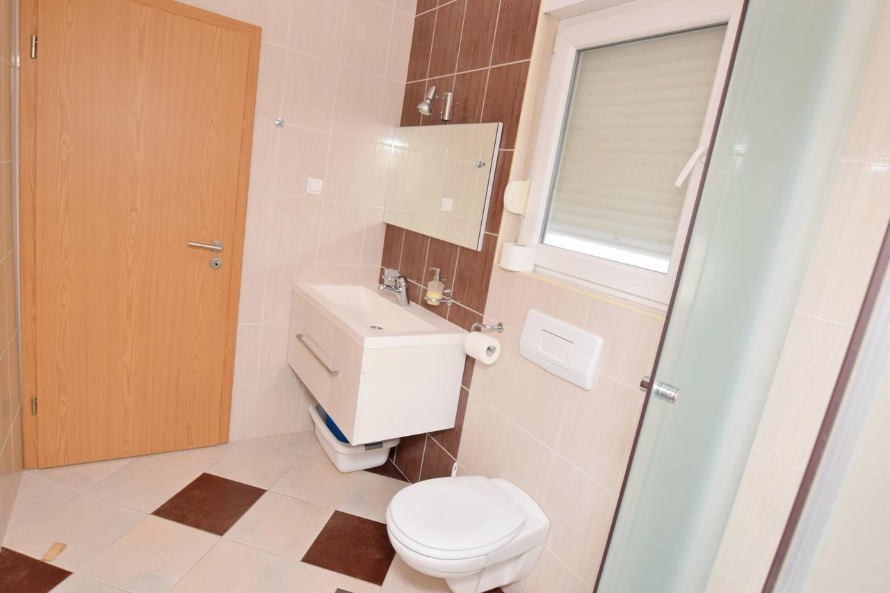 Apartment Diva Nin Zewnętrze zdjęcie